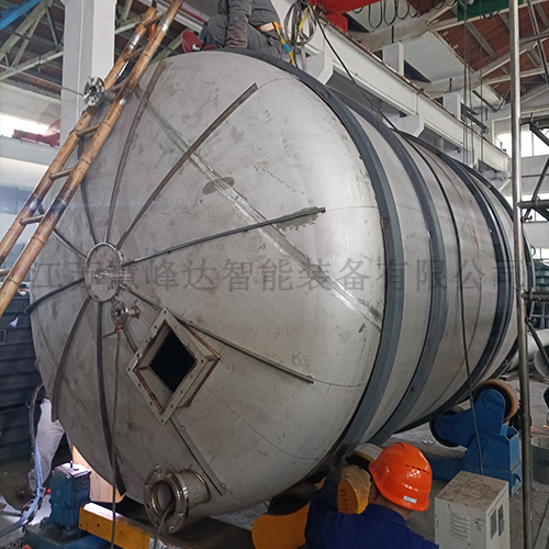 不銹鋼穩(wěn)壓罐